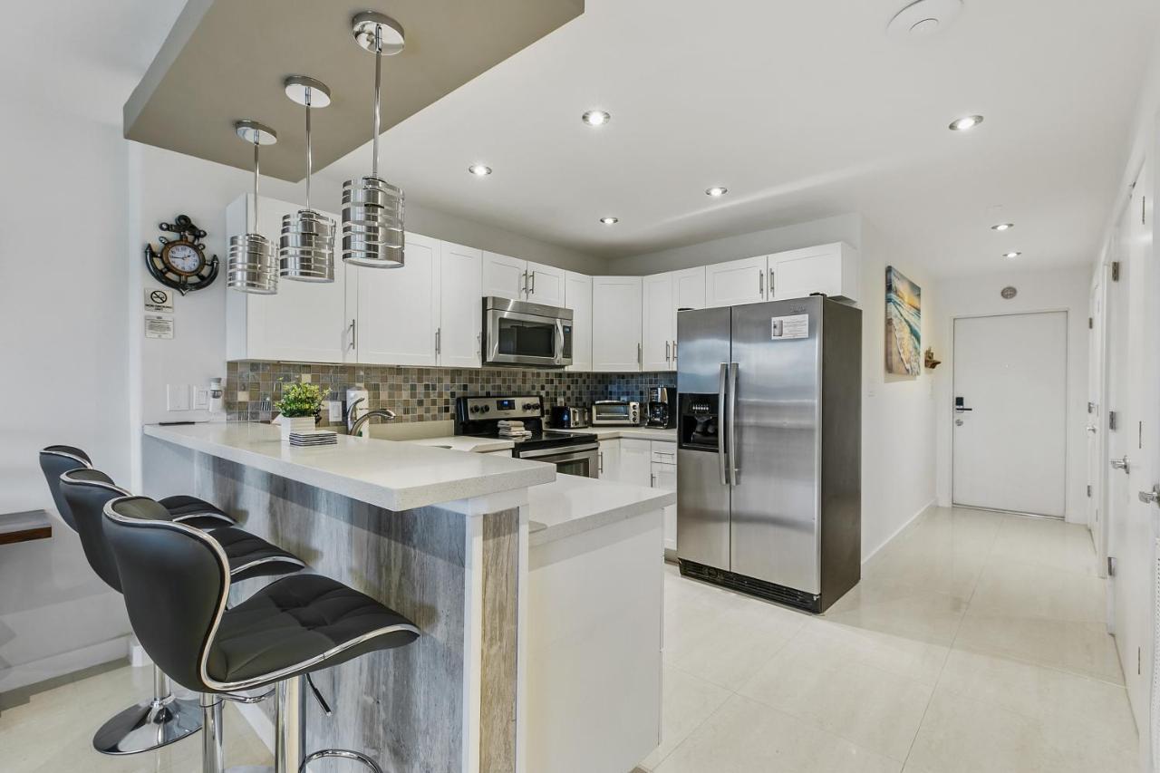 Newly Decorated Condo In Beautiful Beachfront Resort Саут Падре Алънд Екстериор снимка