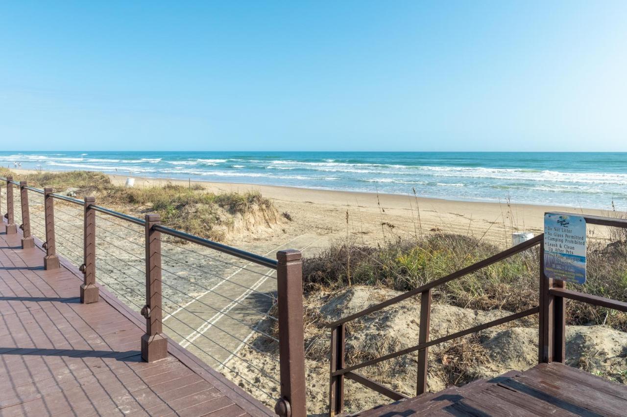 Newly Decorated Condo In Beautiful Beachfront Resort Саут Падре Алънд Екстериор снимка